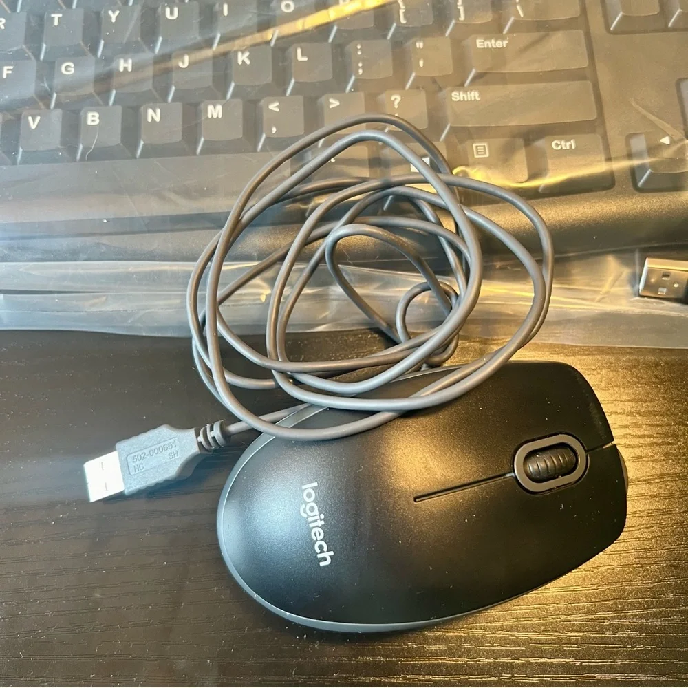 NEW IN BOX‎ Logitech Desktop MK120 Durable Comfortable USB Mouse Keyboard Combo